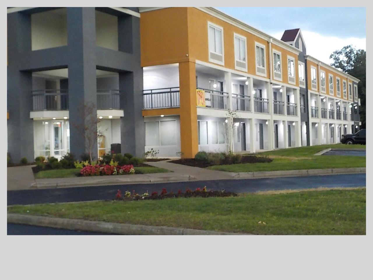 מלון קסלטון Clarion Pointe Indianapolis Northeast מראה חיצוני תמונה